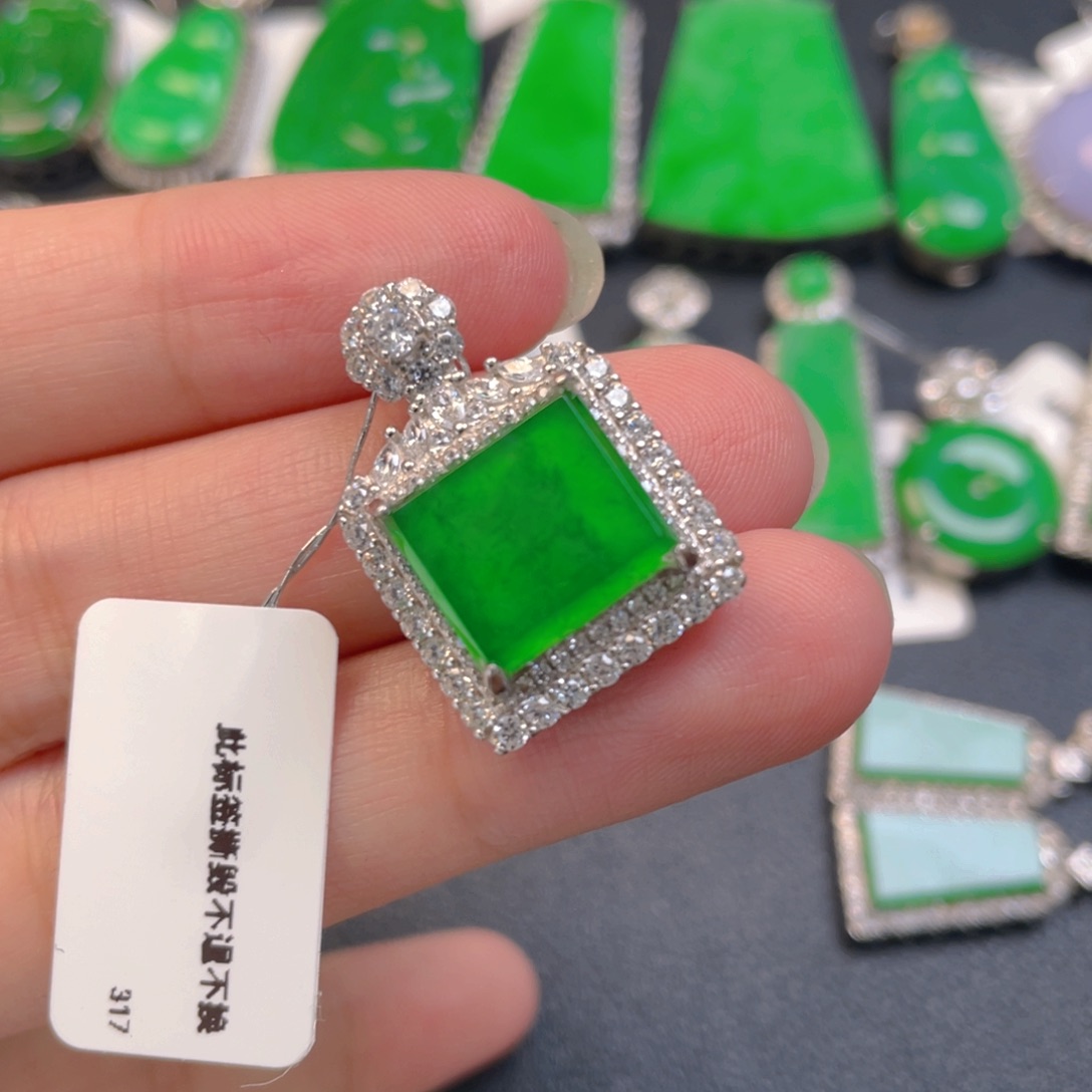 翡翠银S925镶嵌吊坠(不含链)