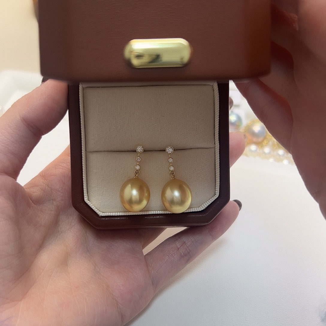 六***雨18K金镶嵌海水珍珠颈饰鹅蛋金珠耳钉