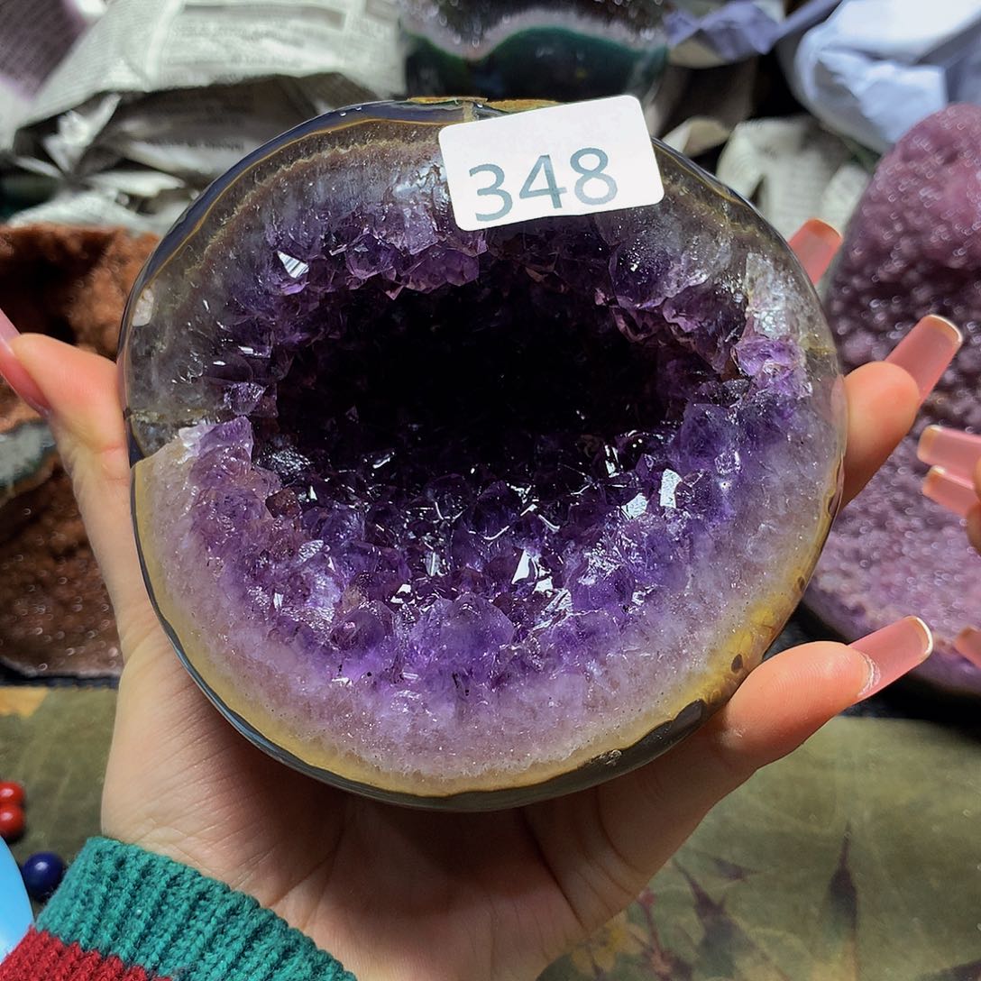 紫晶大型摆件（非配饰）未镶嵌