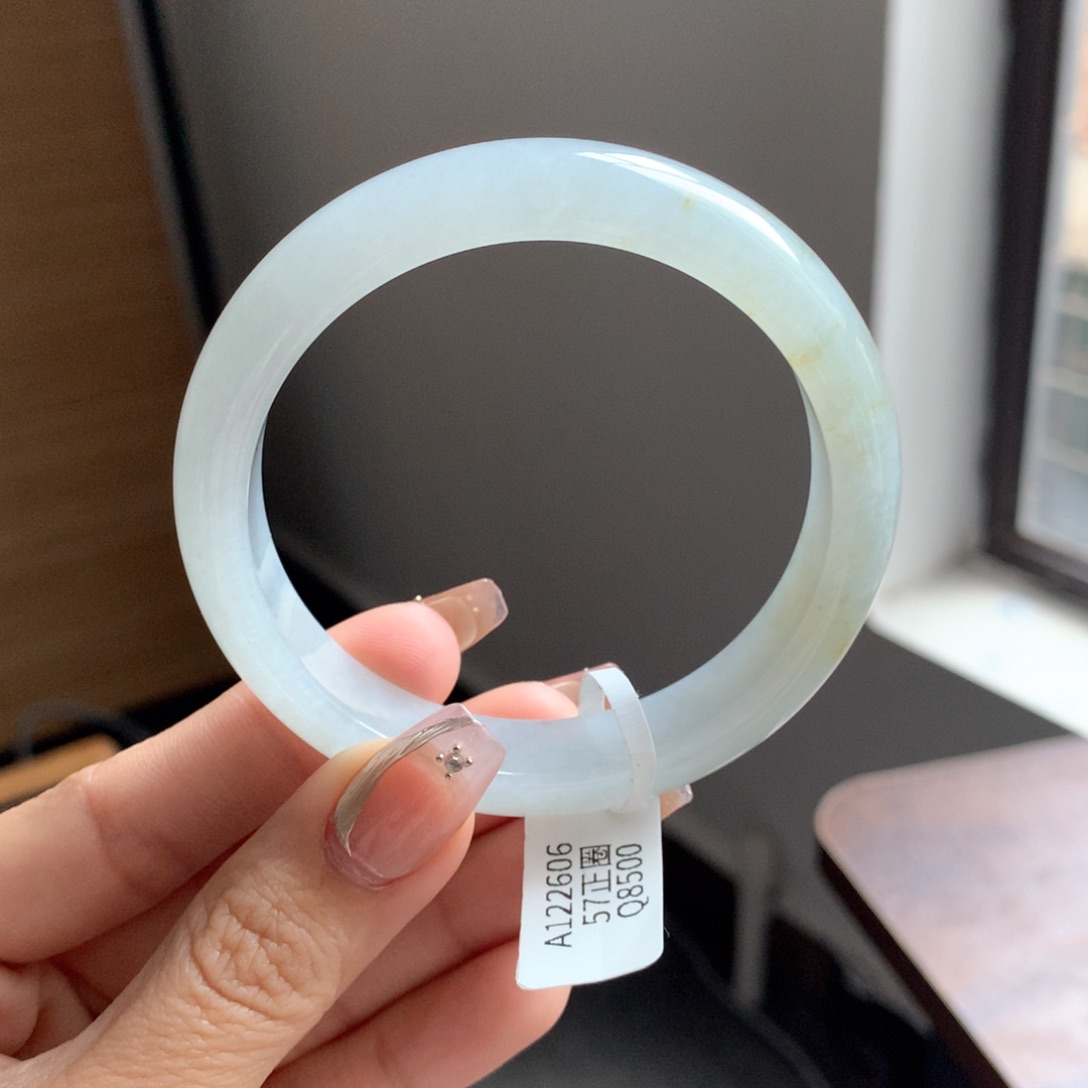 翡翠手镯未镶嵌冰糖雪梨2号