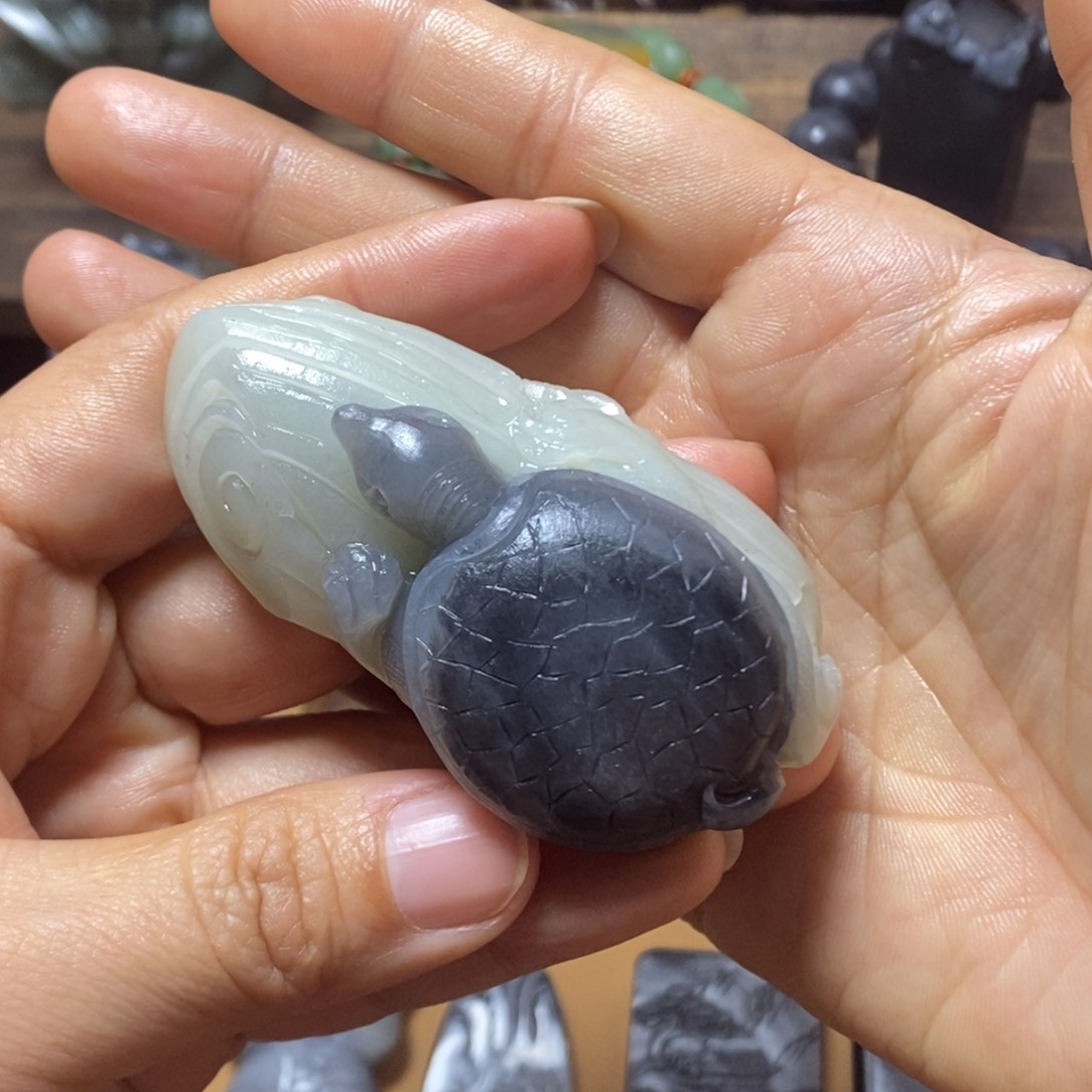 和田玉颈饰未镶嵌定制