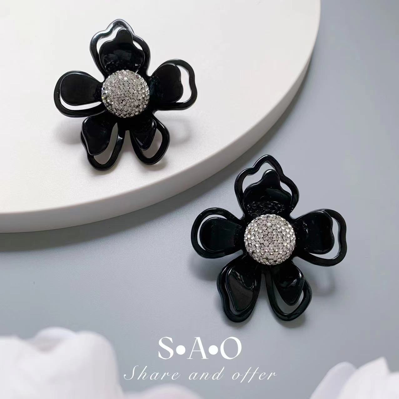 合金合成锆石耳饰 QIU LI・幻彩双重花花轻质耳钉 1F080