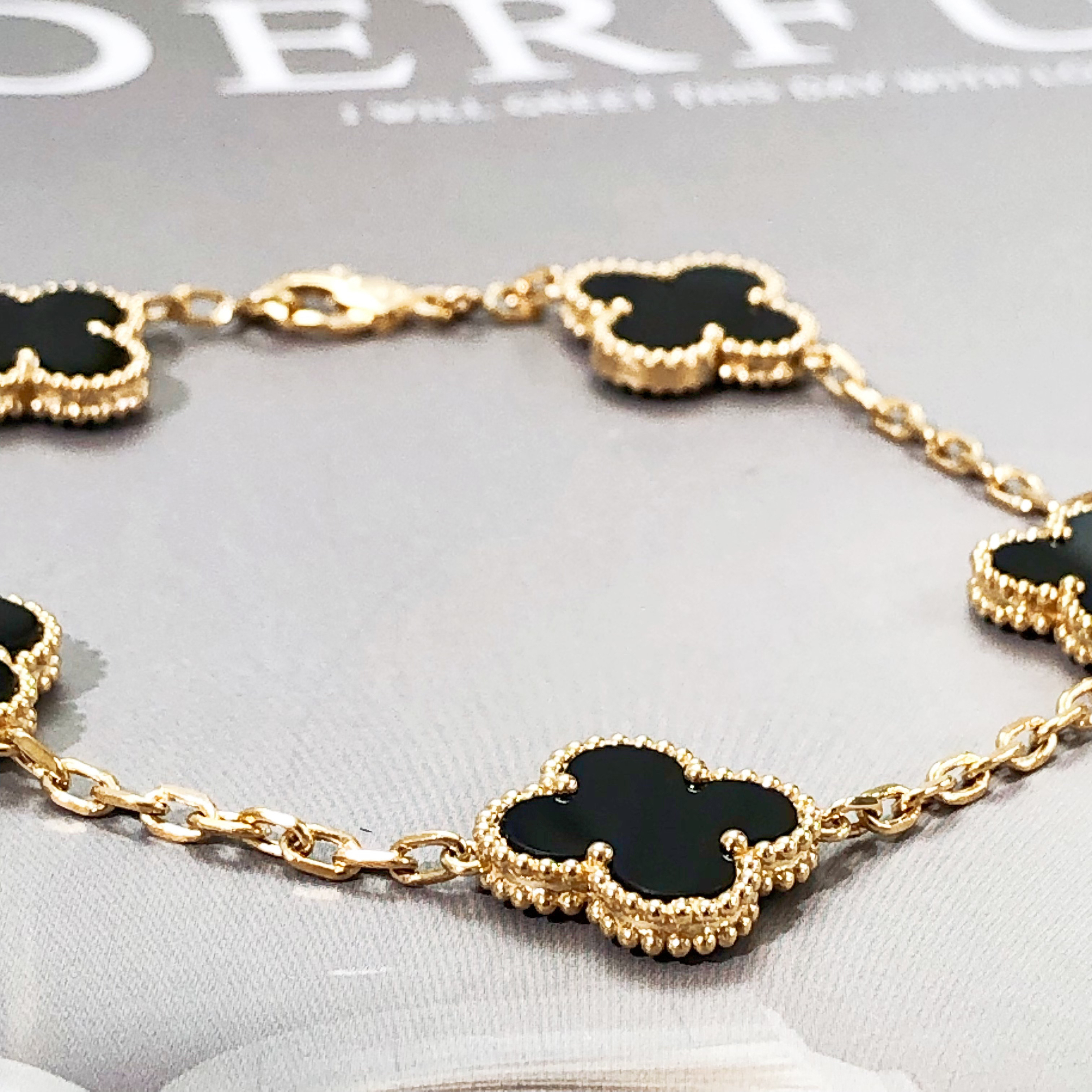 【高版】18K玫瑰金黑玛瑙五花手链