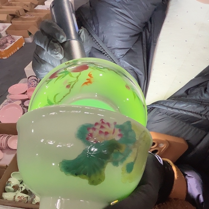 瓷其他景德镇高温瓷一对桃子荷花碗