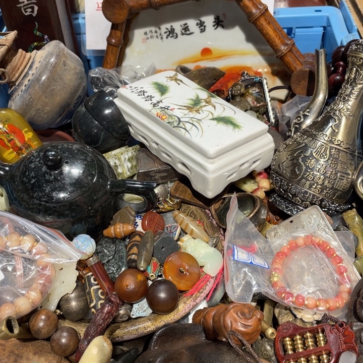 瓷片二表姐直播火爆热卖