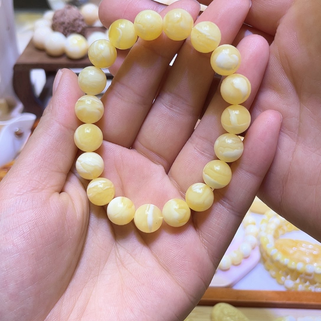 未镶嵌蜜蜡手串10mm大，妖花