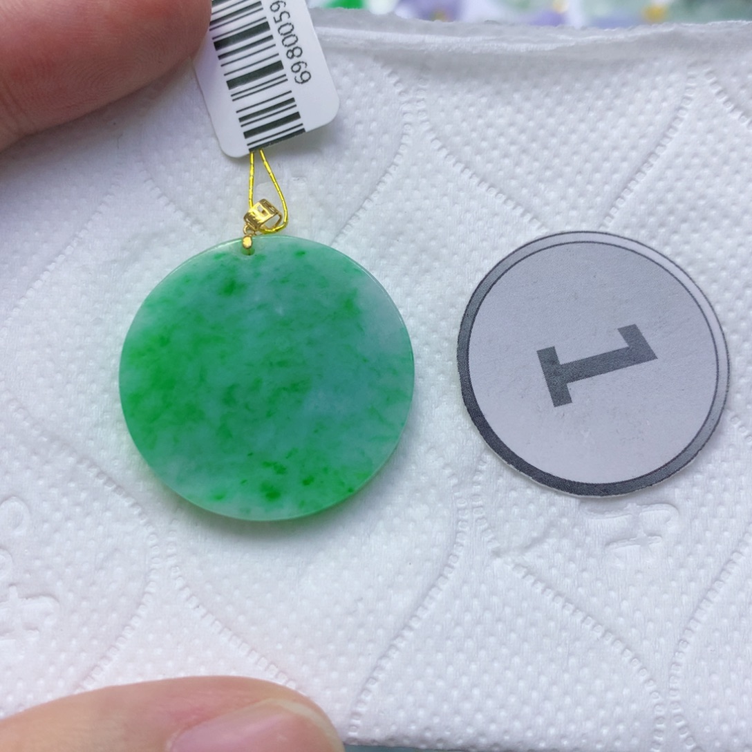 翡翠18K金镶嵌颈饰翡翠