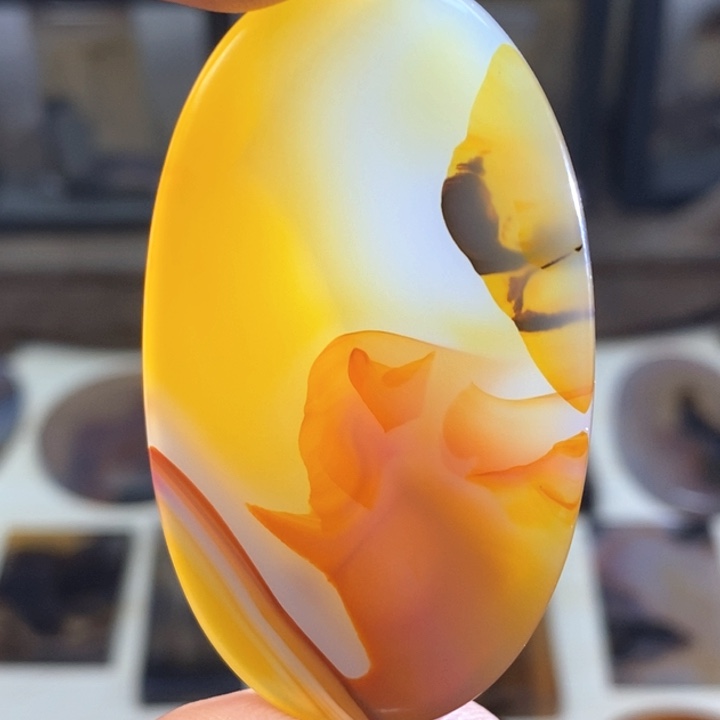 玛瑙/玉髓颈饰未镶嵌