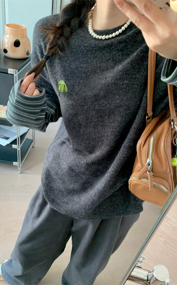 【小绿怪】25年新款秋冬卡通条纹袖假两件t恤女宽松刺绣百搭上衣