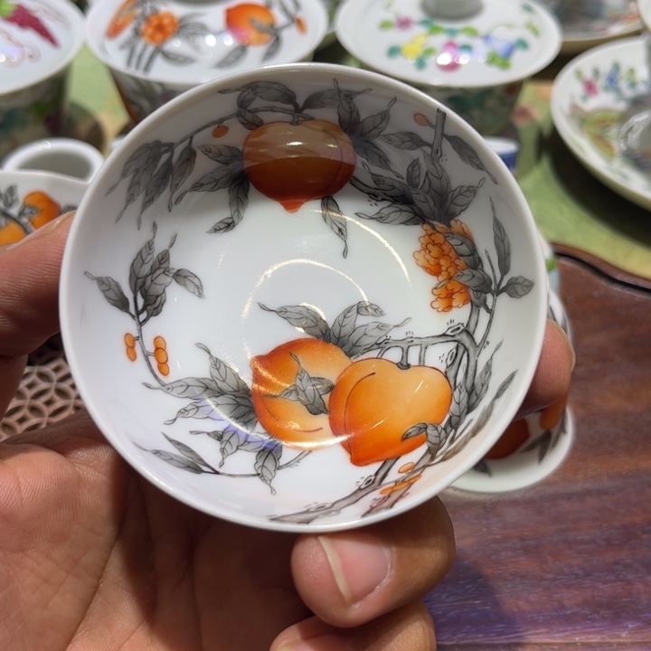  纯手绘精品盖碗杯