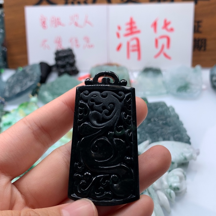 翡翠颈饰未镶嵌保真天然A货翡翠