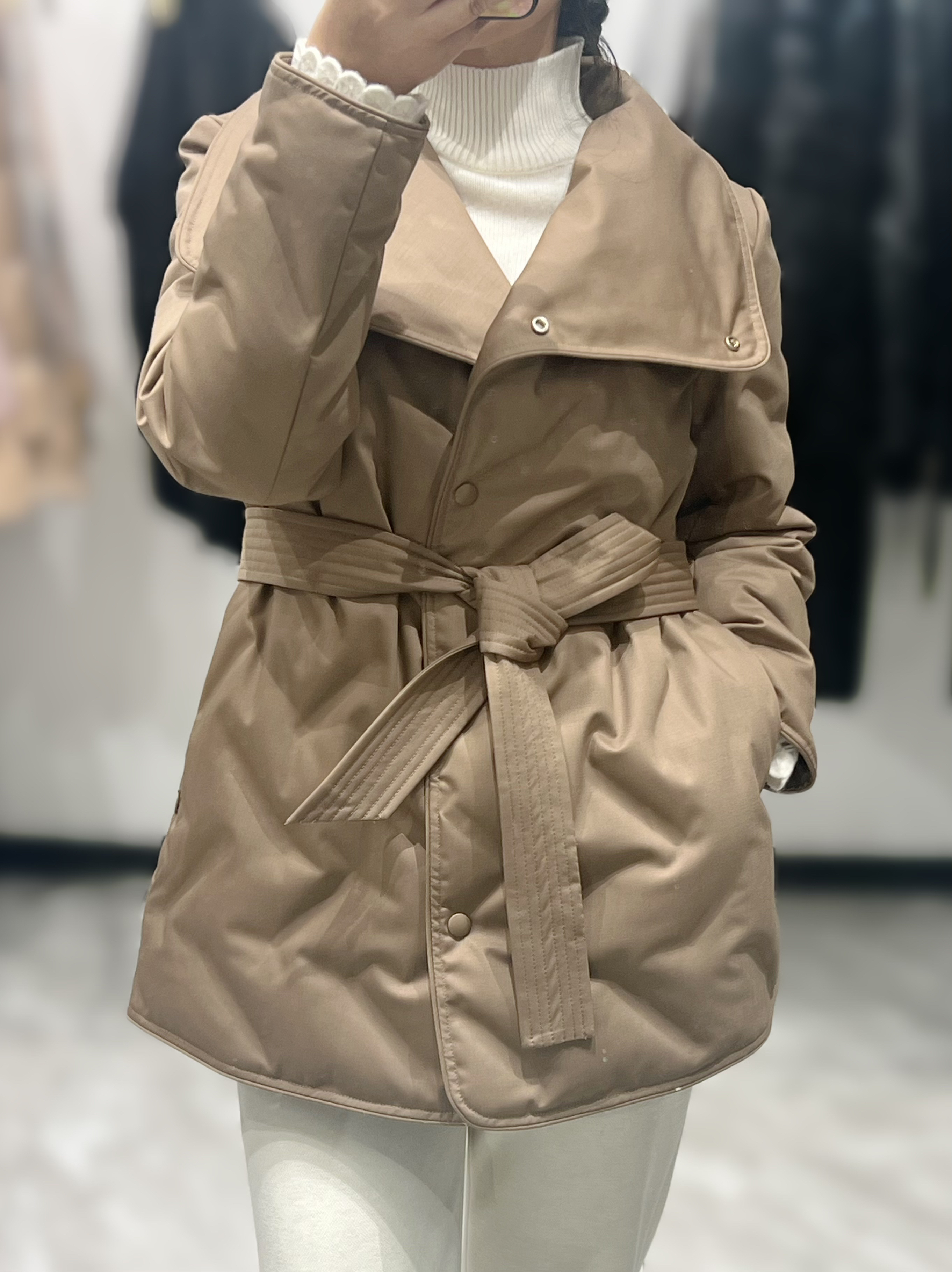 《Kin.轻奢服饰》新款欧货大翻领绵羊毛束腰显瘦气质款外套