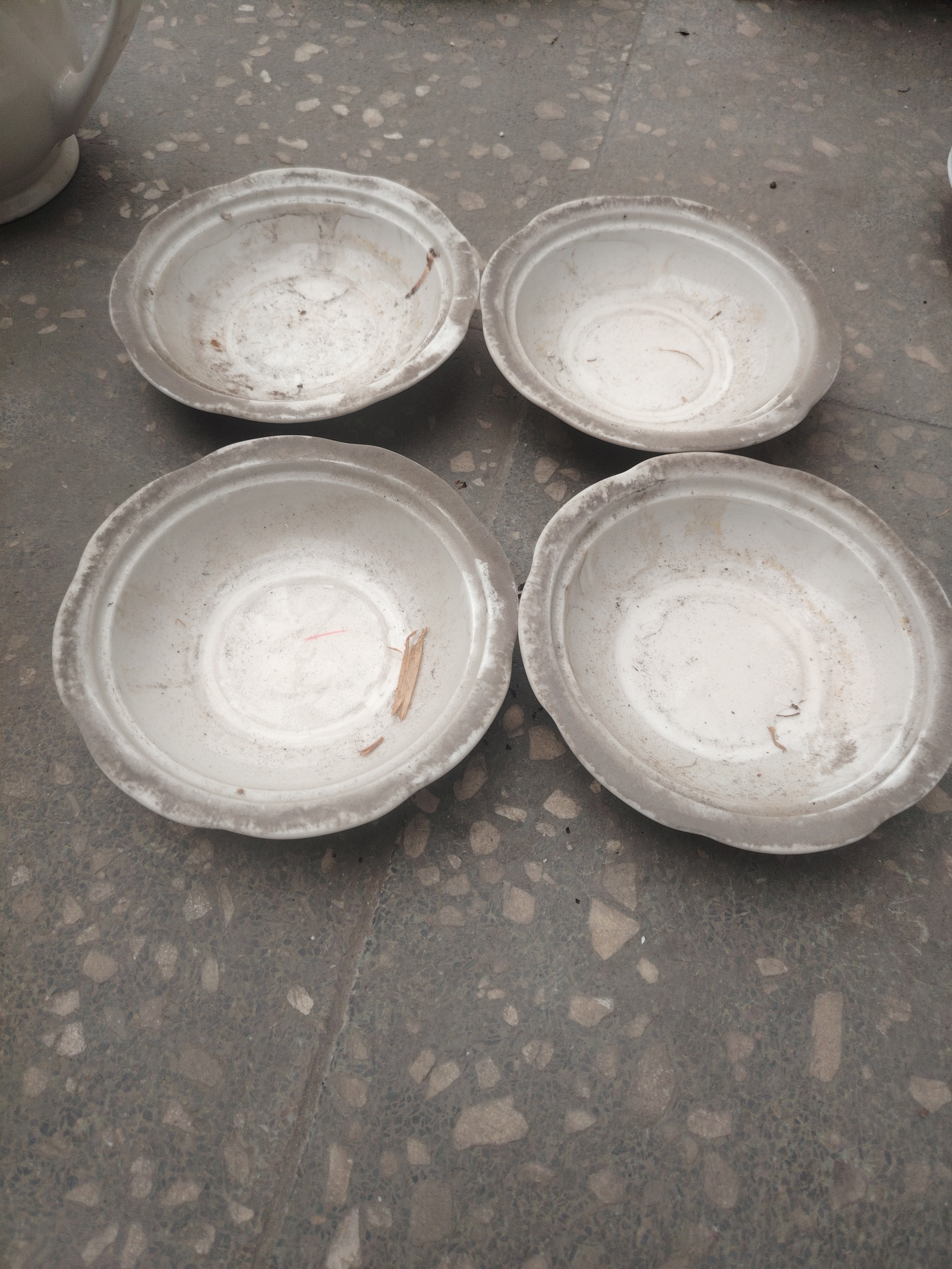 陶瓷盘子碗啥都有15公分高3.5公分强化瓷