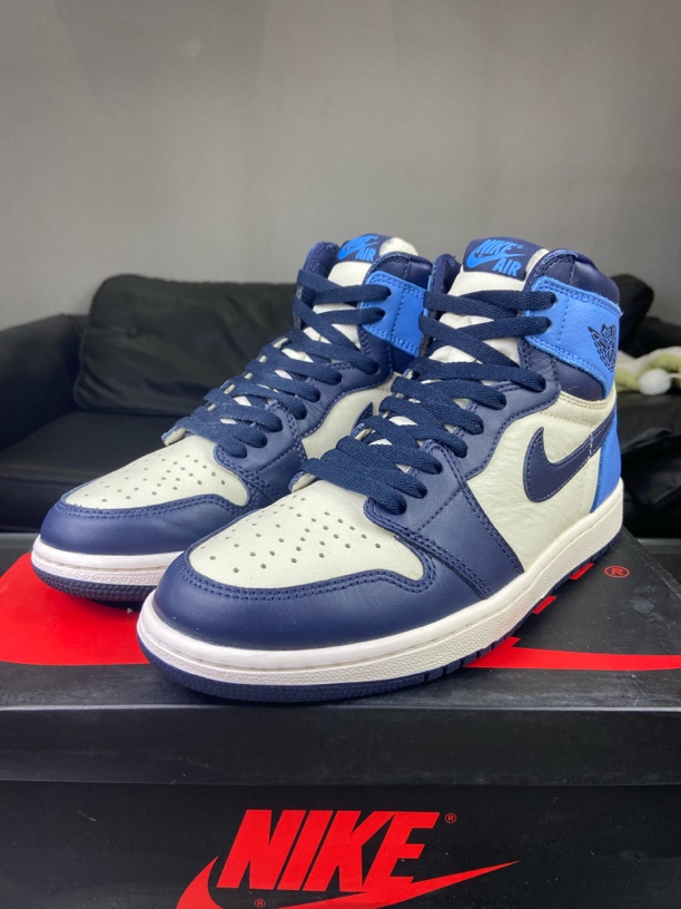 95新 AIR JORDAN aj1黑曜石42码原盒98新