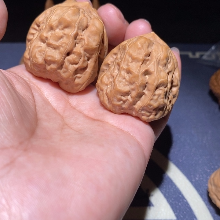 吊坠文玩核桃37×41蛤蟆头