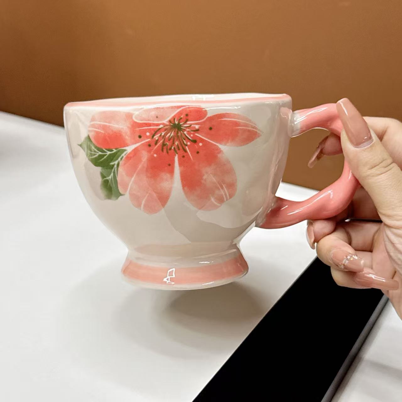 【粉黛佳人麻花杯】家用创意重工粉色花朵早餐杯麻花手柄杯