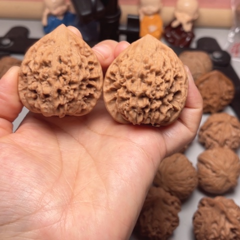 小***象文玩核桃吊坠官帽