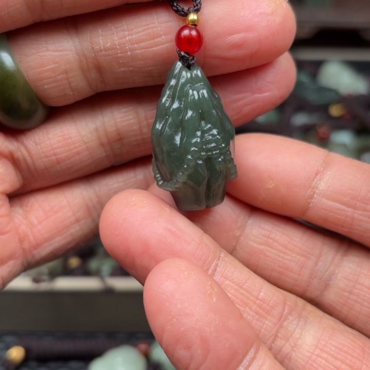 和田玉吊坠未镶嵌