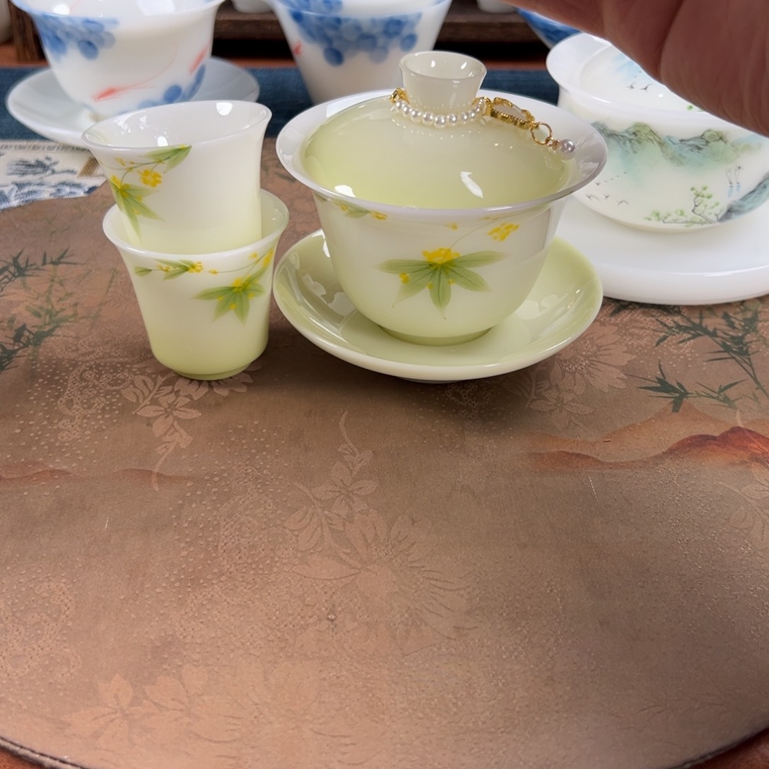 淳***摆件璞玉瓷系列产品