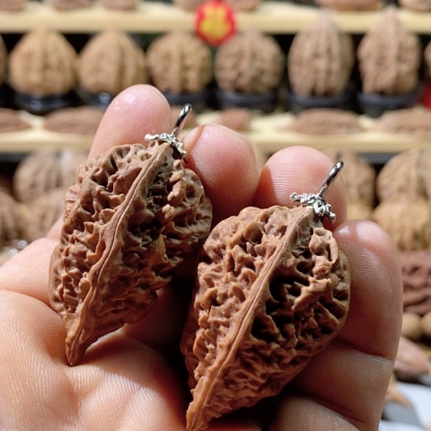 文玩核桃把件绣花鞋吊坠 非精尺