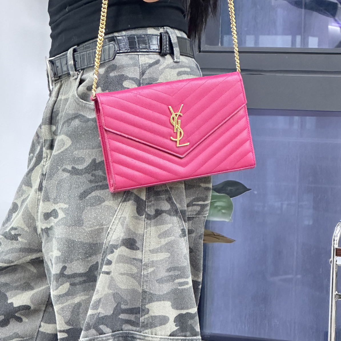 95新 YSL/圣罗兰 娇款信封链条斜跨包V纹设计时尚百搭