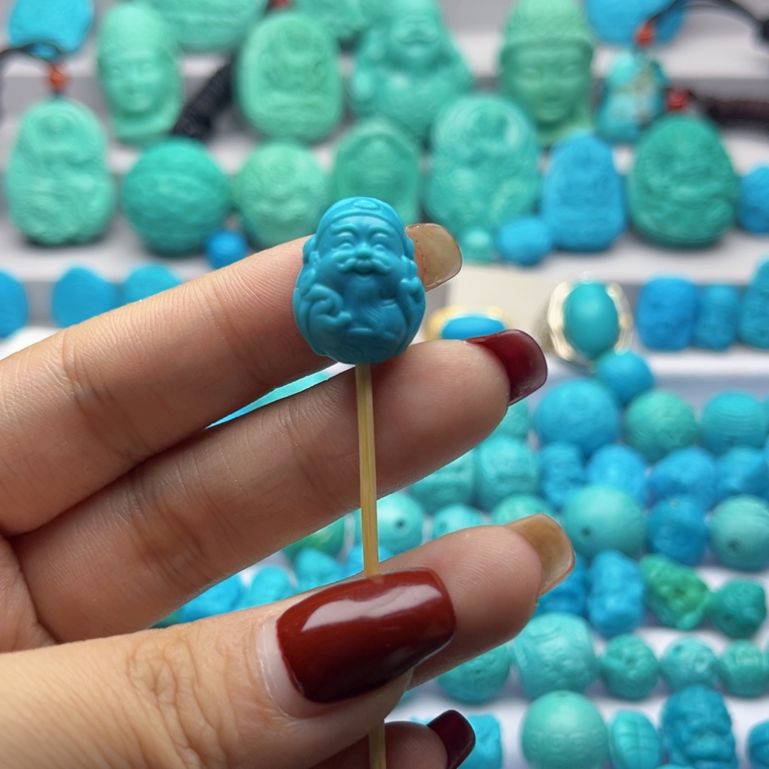 绿松石雕刻未镶嵌