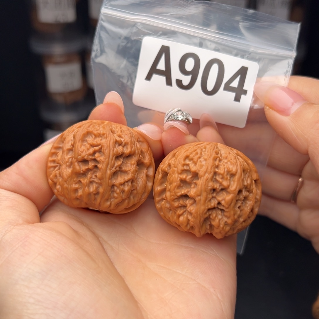 文玩核桃吊坠大粗筋41