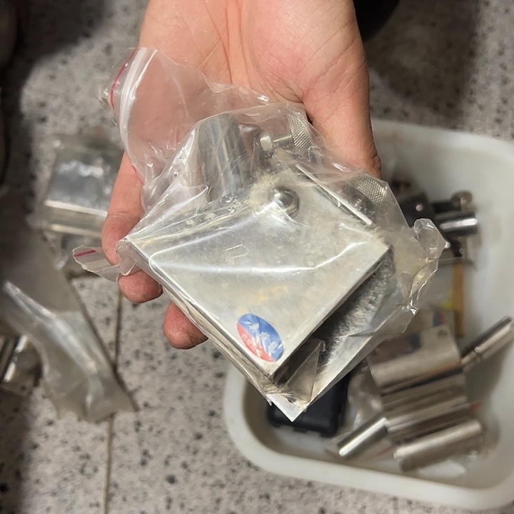 潼***哥左手不锈钢炮台配件