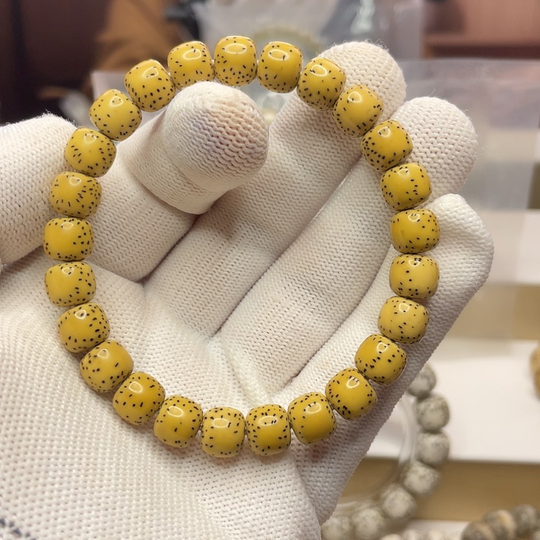 吊坠星月菩提9/8原生态鸡油黄单圈