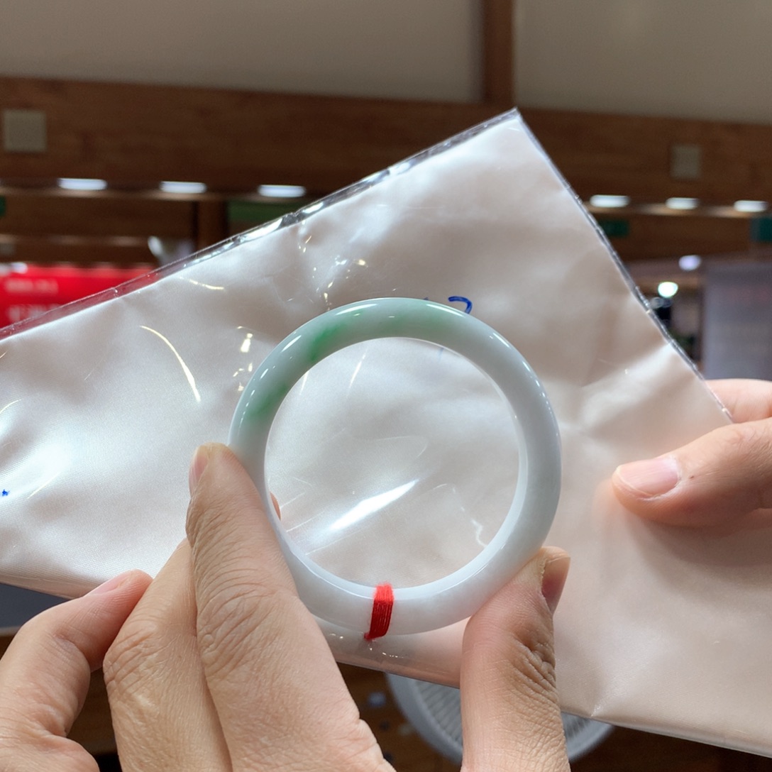 未镶嵌手镯翡翠福利