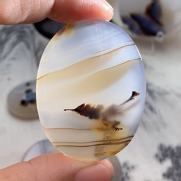 玛瑙/玉髓颈饰未镶嵌