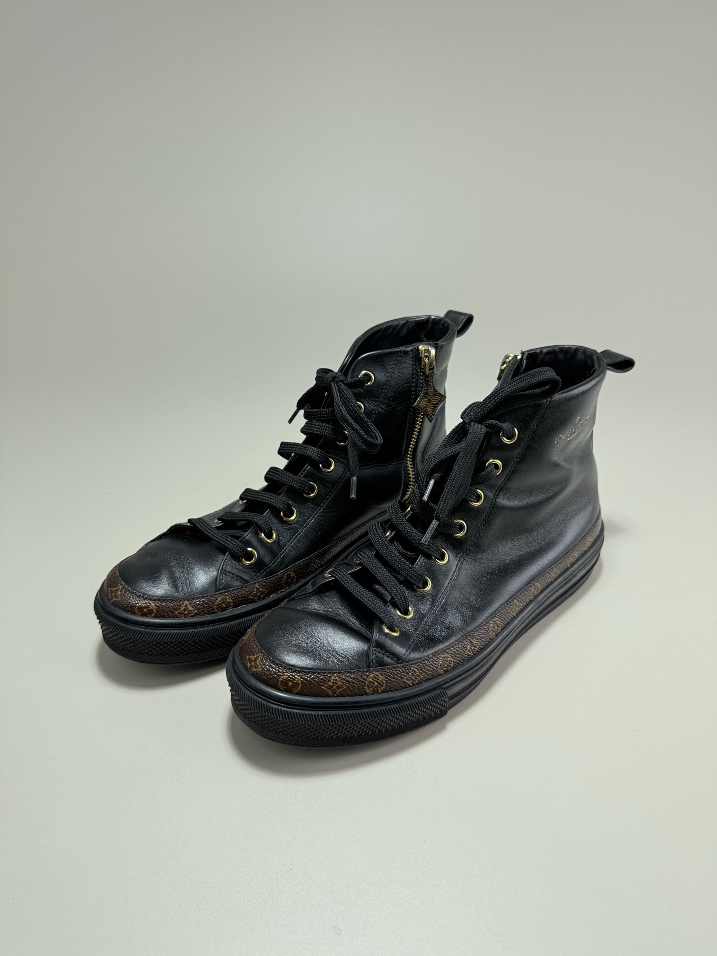 95新 LouisVuitton/路易威登 LV老花高帮板鞋 38码 95新13498