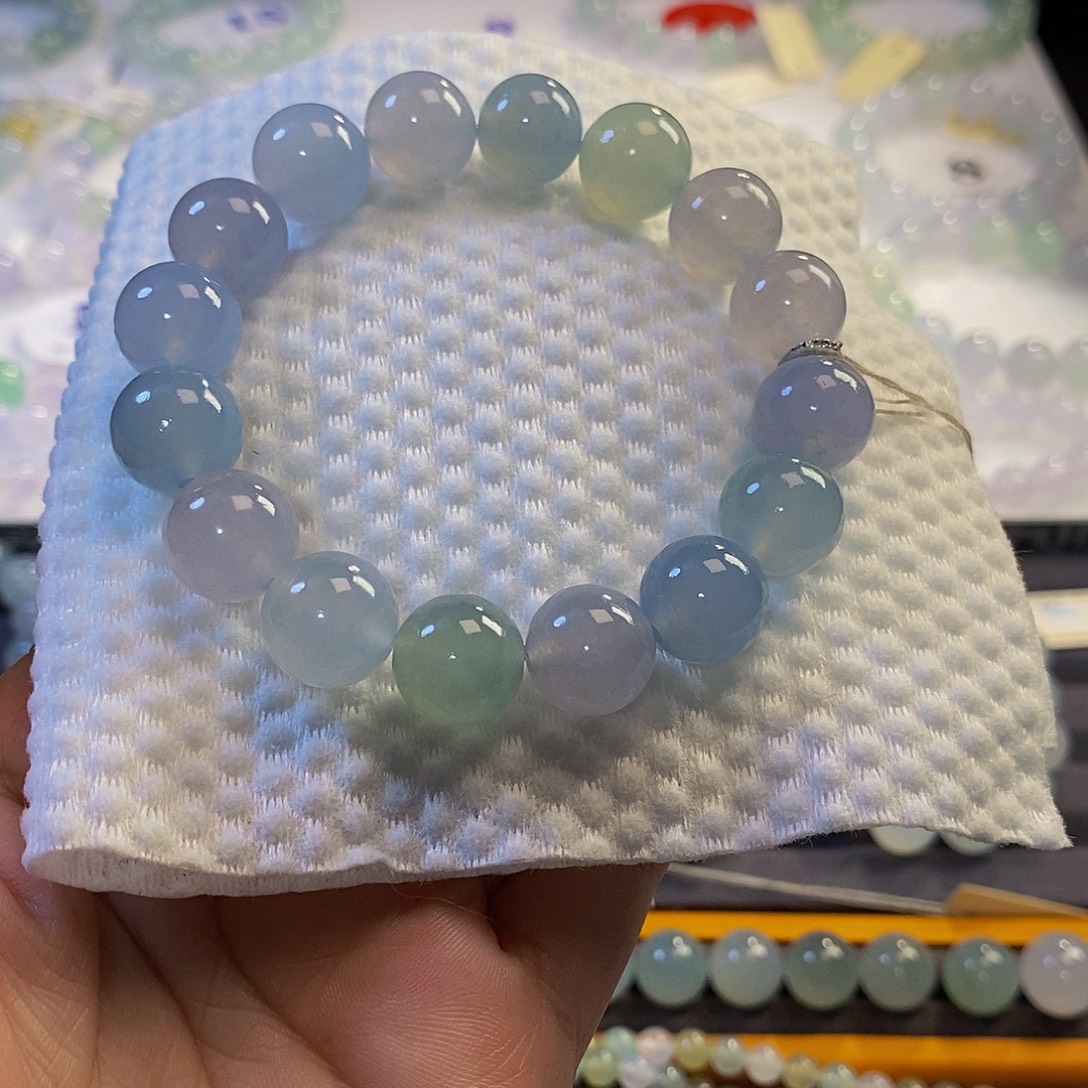 定制翡翠未镶嵌翡翠.