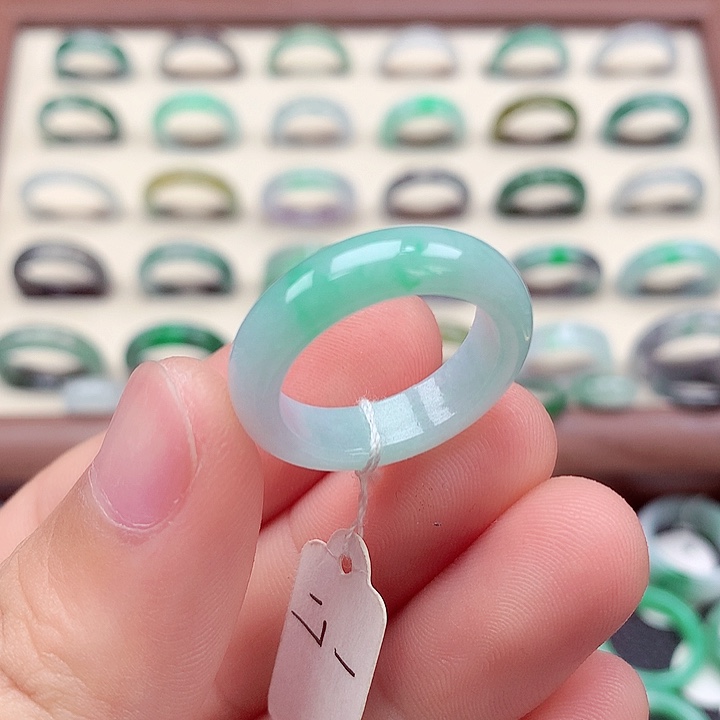 翡翠戒指未镶嵌17号