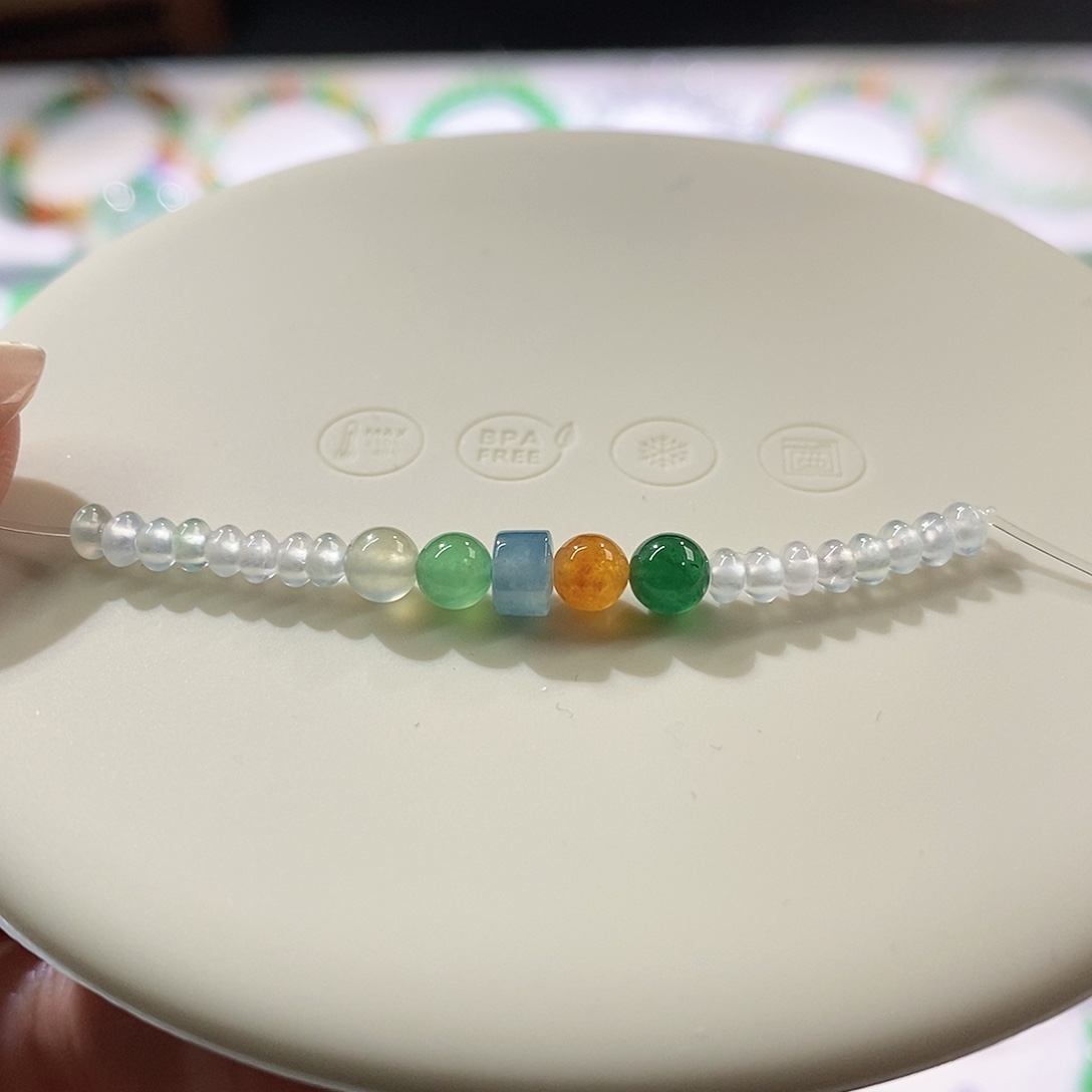 翡翠裸石一手珠珠