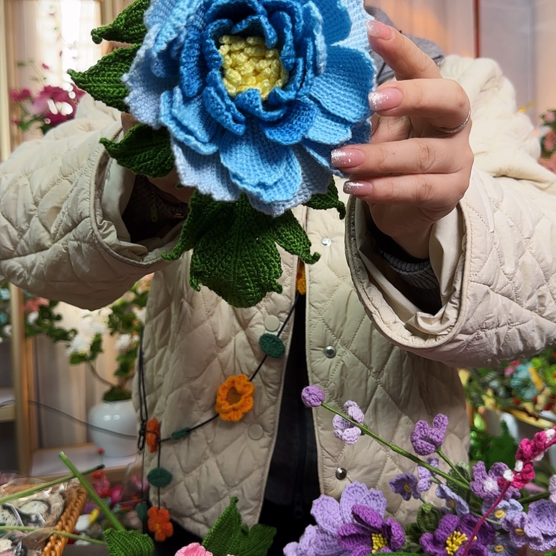 手工钩织设计牡丹