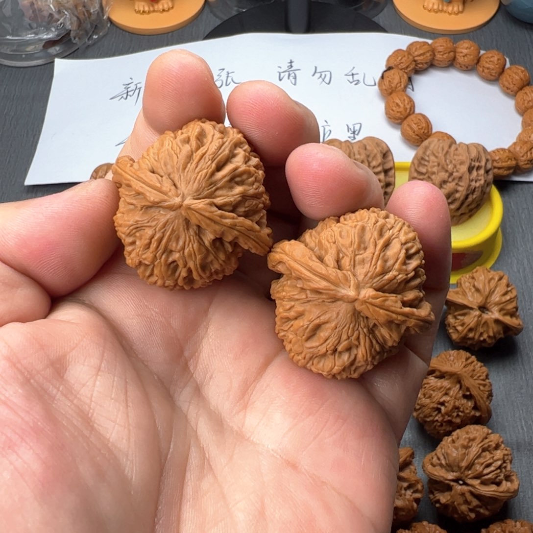 核桃摆件38白狮子全品