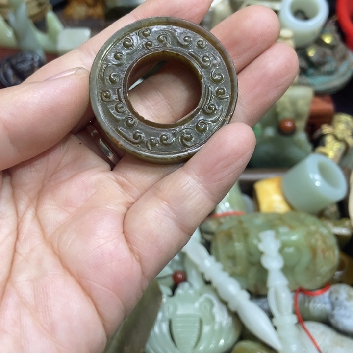 未镶嵌和田玉（糖玉）挂件