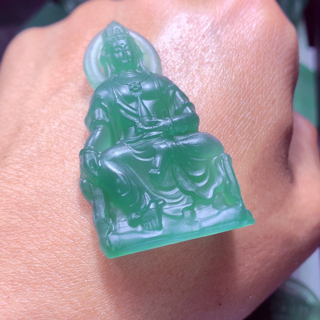定制翡翠未镶嵌天然翡翠A货毛货挂件