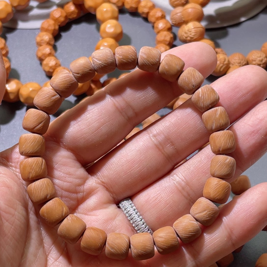 文玩核桃吊坠全品9+山峦