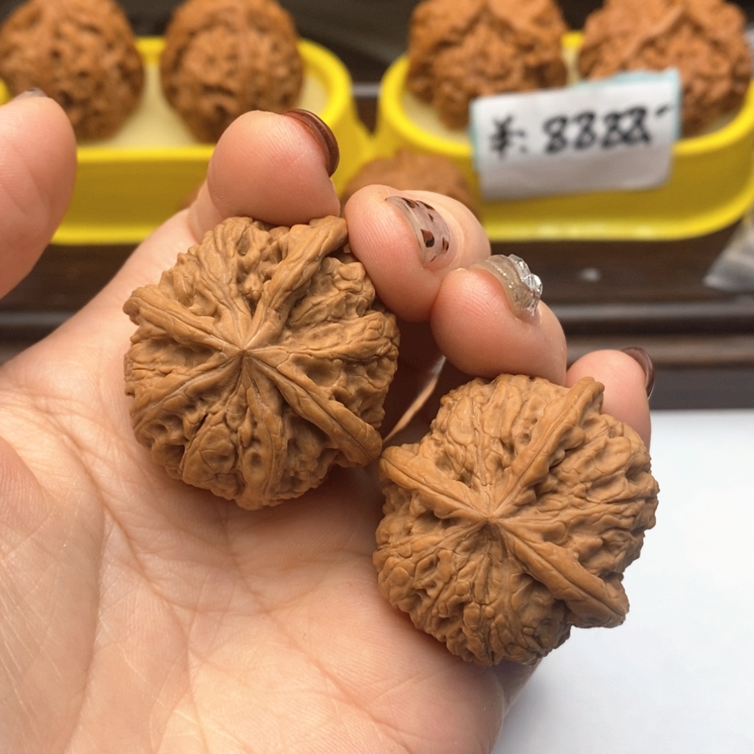 吊坠文玩核桃37尺雨花石三棱