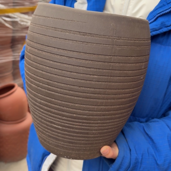 紫砂花盆口20高26宜兴紫砂 