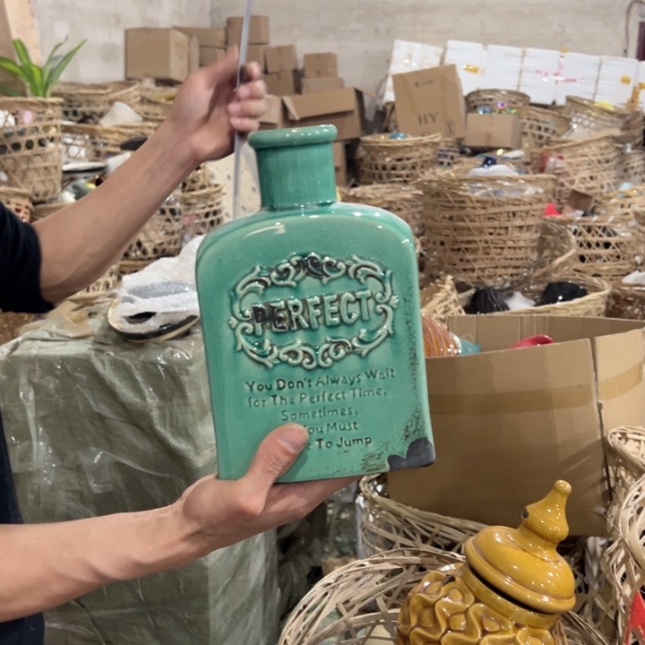 瓶高度24厘米口径5厘米微瑕捡漏