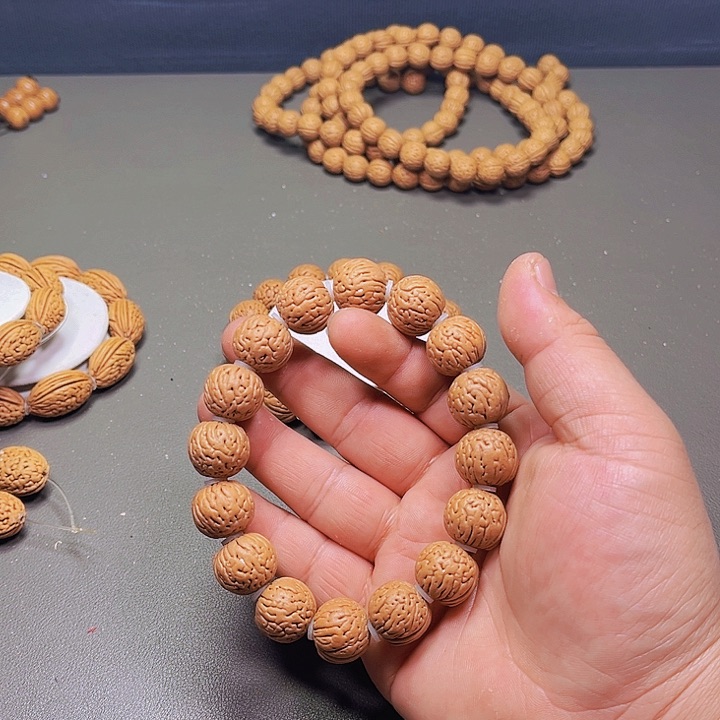 桃核吊坠渡**雨桃核文玩