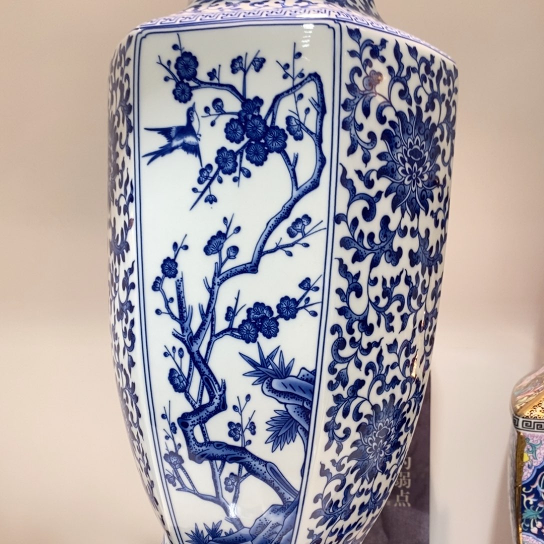 其他景德镇陶瓷花瓶