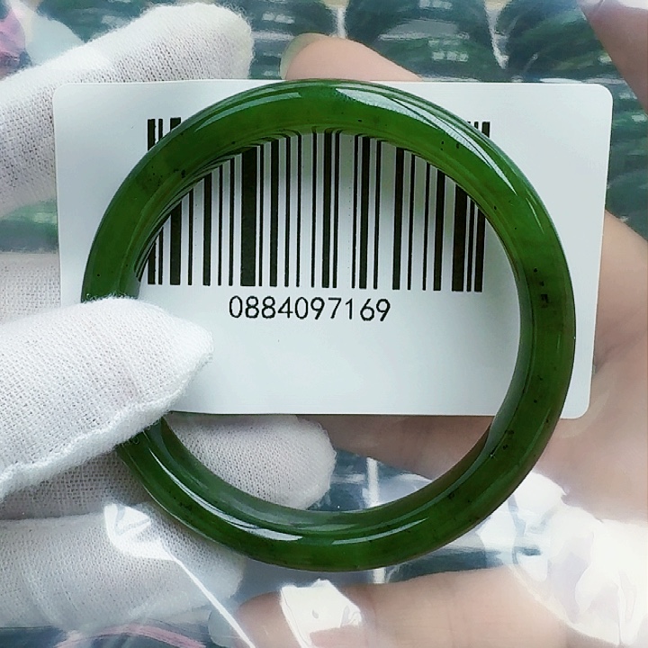 和田玉（碧玉）手镯未镶嵌55