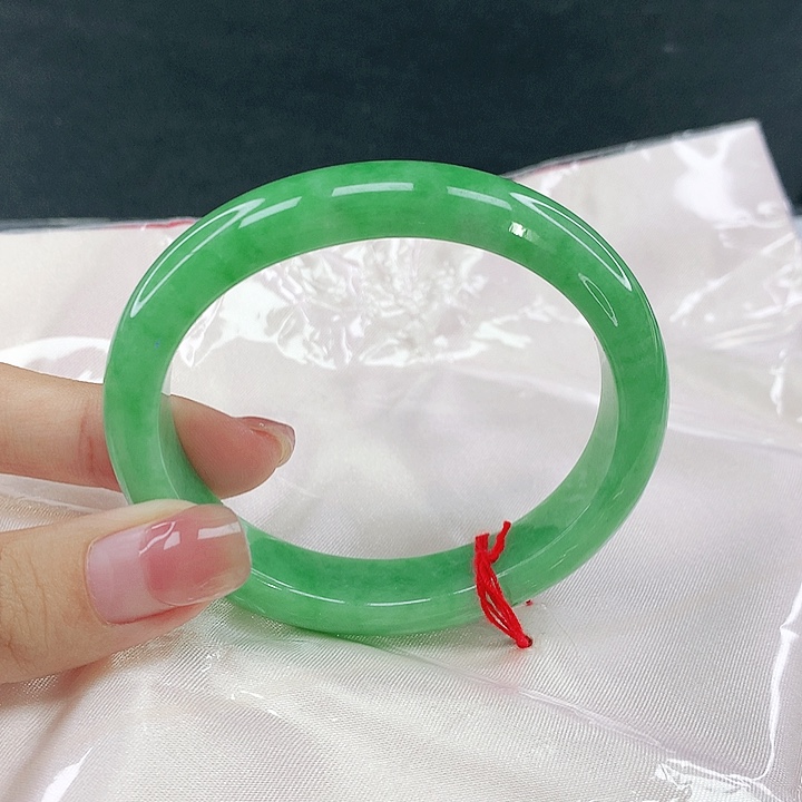 翡翠未镶嵌手镯圈55.4，15035