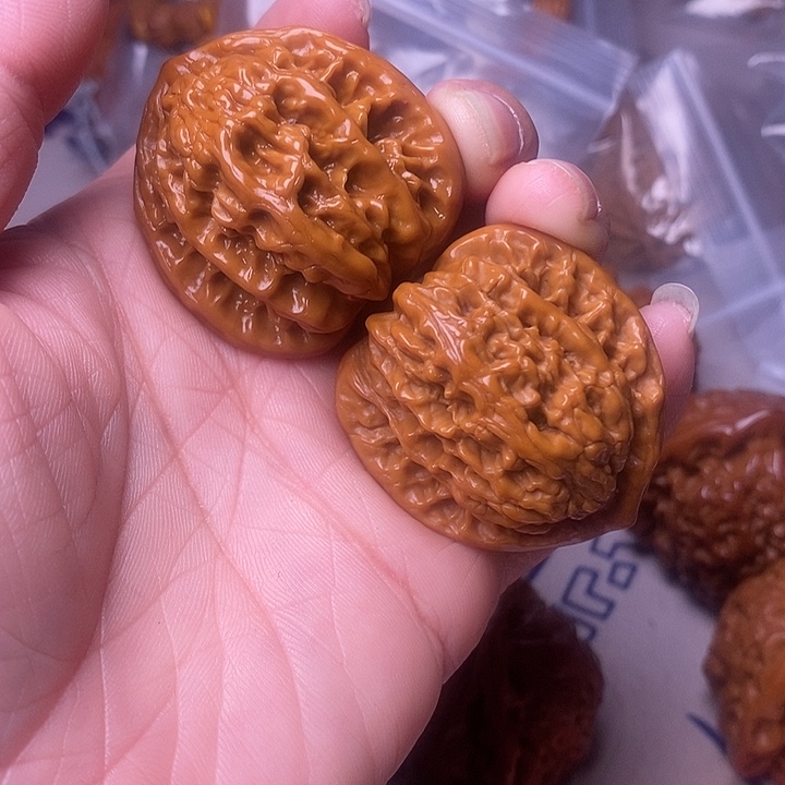 夏***朵吊坠文玩核桃虎头