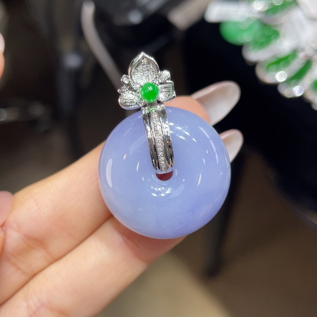 翡翠颈饰18K金镶嵌天然缅甸翡翠a货