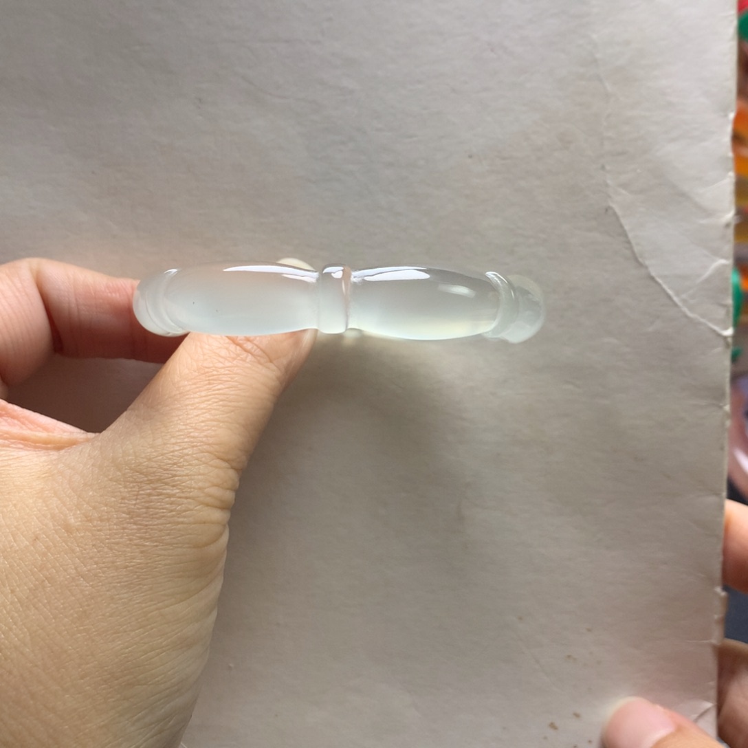 玛瑙/玉髓手镯未镶嵌54